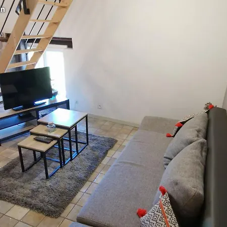 Charmant Appartement Dans Maison De Village Mesnois Buitenkant foto
