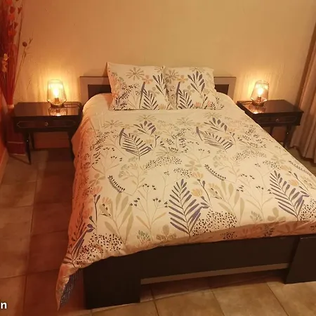 Charmant Appartement Dans Maison De Village Mesnois Buitenkant foto